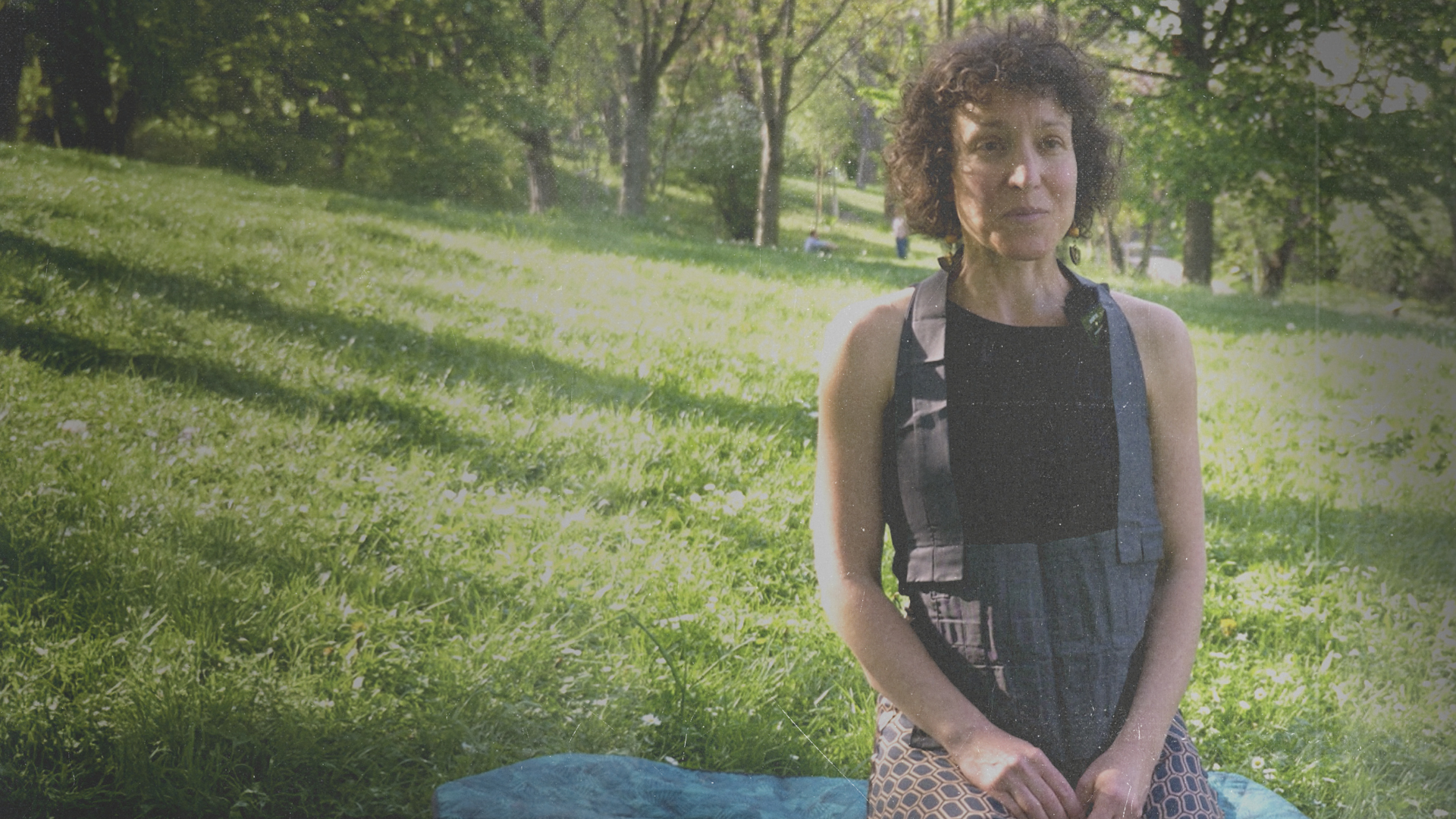 Viktòria: a young woman, a kindergarten teacher, a monk